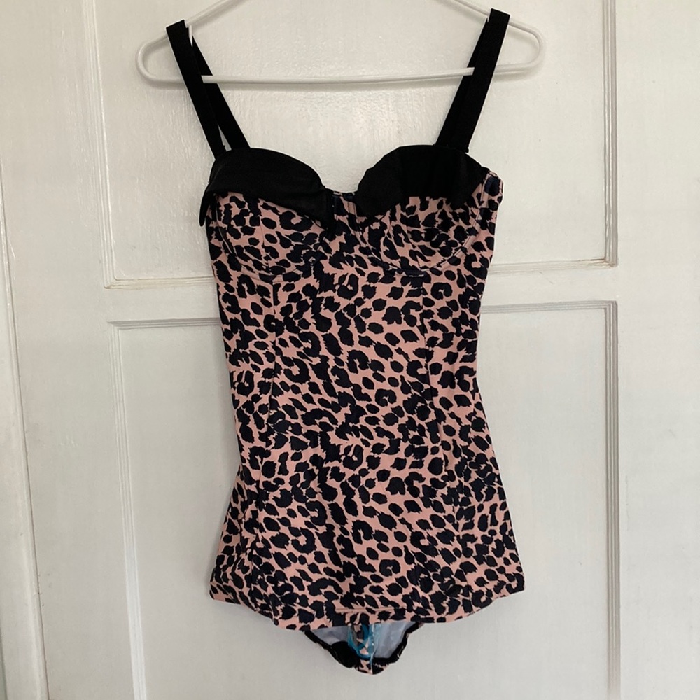 Collectif leopard bathing suit